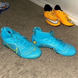 Out door Soccer Cleats